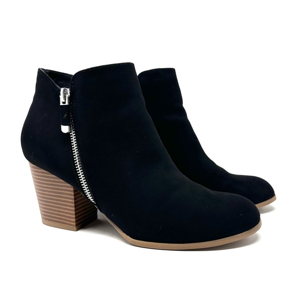 Style & Co Masrinaaf Women's Black Microsuede Ankle Booties - Picture 3 of 11